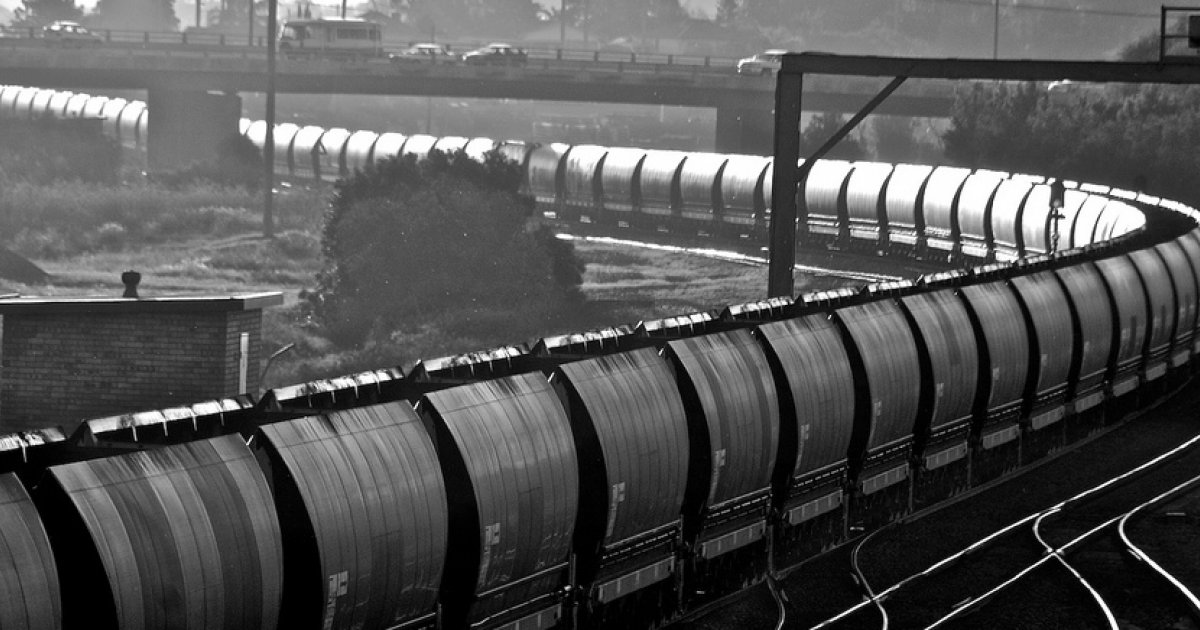 What is coal made of image