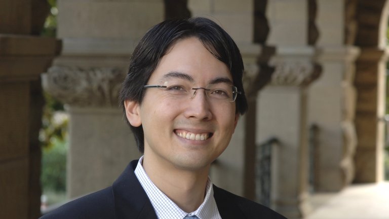Headshot of Philip Lipscy