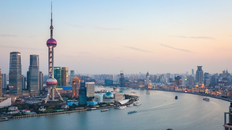 Shanghai at dusk Stanford e-China online course feature image