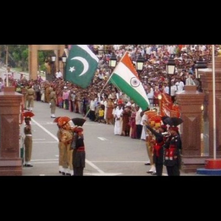 gate ceremony india pakistan border1