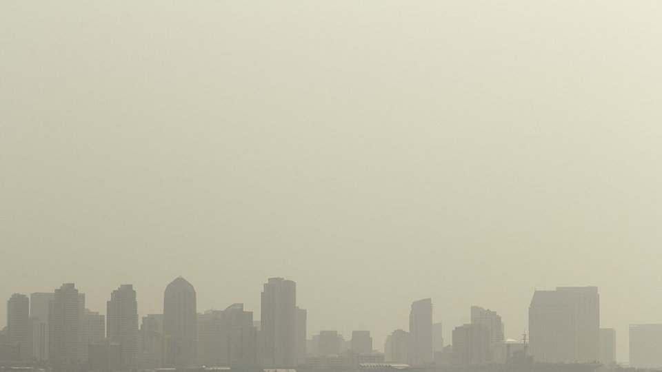 A brown, smokey skyline