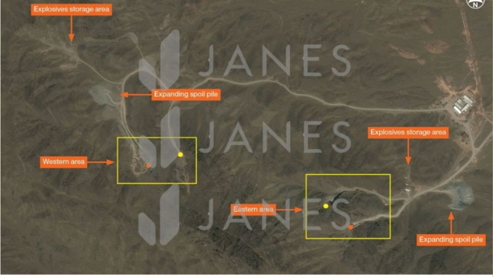 Airbus Defence and Space Imagery shows the new underground construction area southwest of the main Natanz nuclear complex. 