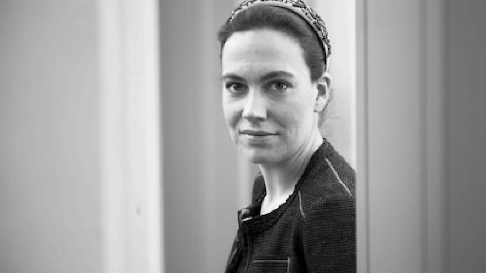 Sarah L. de Lange