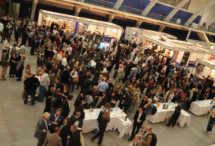 ECIS 2011