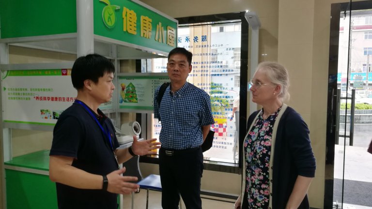 Karen Eggleston speaking to staff at Zhejiang Provincial CDC, China
